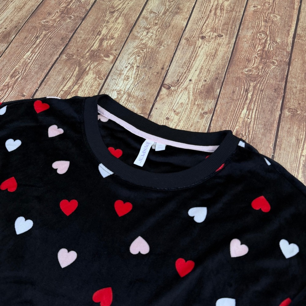 Joyspun Heart Print Velour Pajama Top Womens Medium Black Long Sleeve Lounge